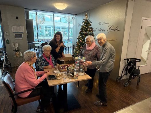 Weihnachtliche Stimmung in der Senevita Gais