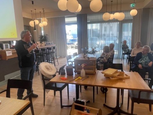 Referat vom Imkerverband "Bienen Schweiz"