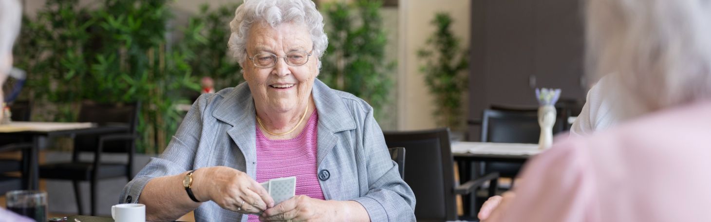 Zwei Frauen in der Aktivierung