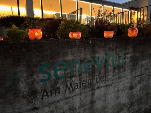 Räbeliechtli in der Senevita Am Maiegrüen