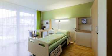 Pflegebett im Pflegezimmer