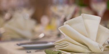 gedeckter Tisch im Detail