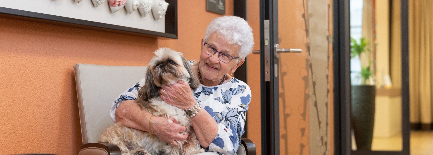 Frau und Hund