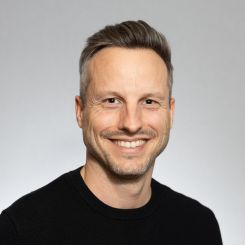 Dominik Währy, Geschäftsführer