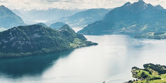 Spitex Schwyz - Uri - Glarus | Fürsorgliche Pflege im Alter | Wir beraten Sie gerne.